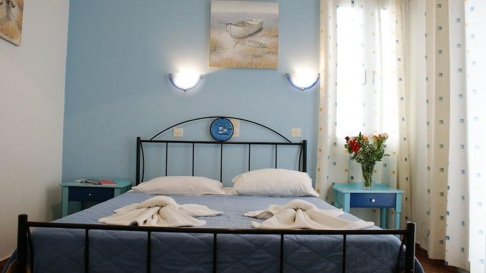 Pension Verykokkos Naxos City 외부 사진