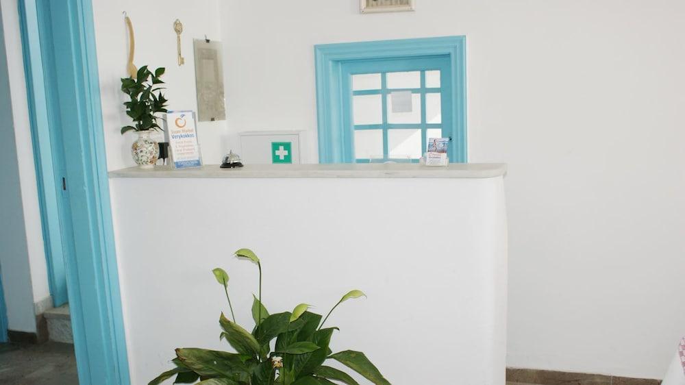 Pension Verykokkos Naxos City 외부 사진